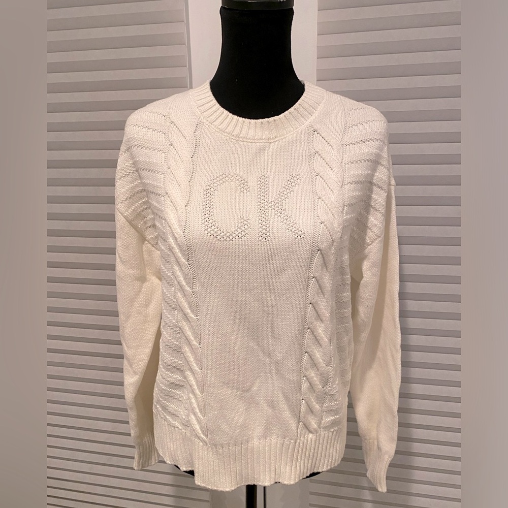 NWT Calvin Klein Logo Cream Cable Knit Sweater M